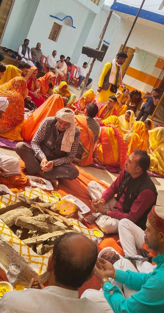 महाशिवरात्रि के अवसर पर भजन कीर्तन और भंडारे का हुआ आयोजन