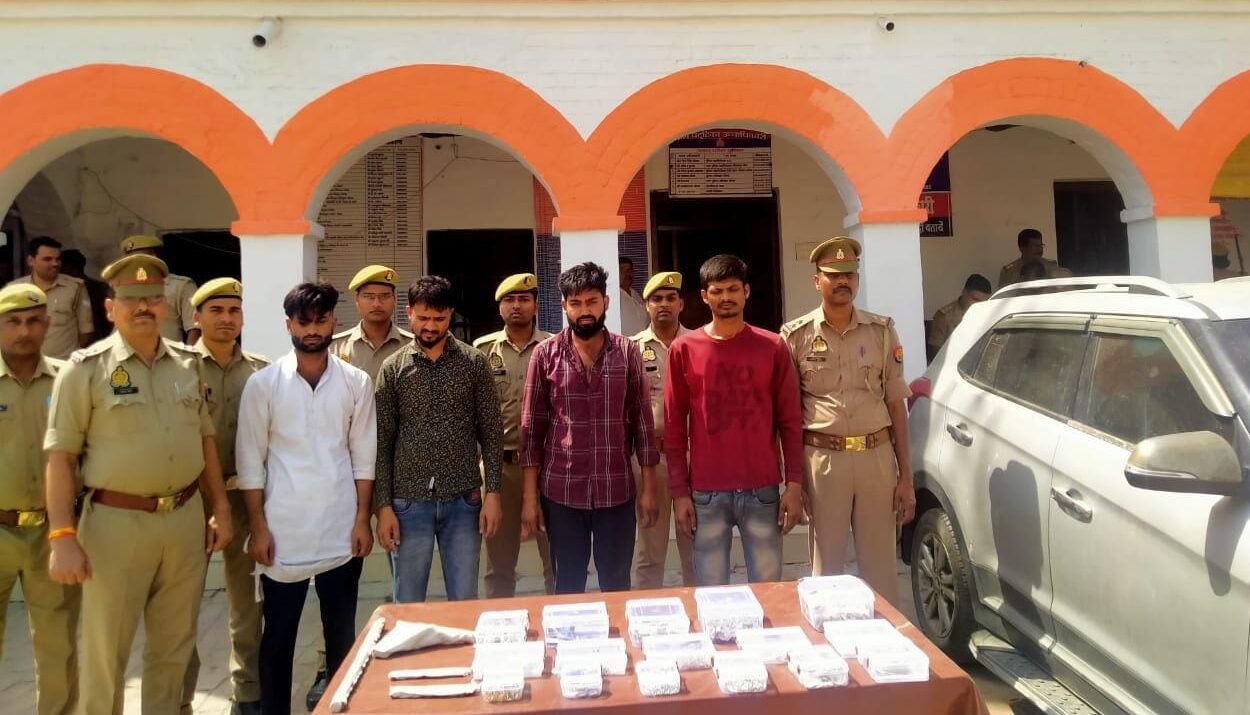 चोरी की घटना का खुलासा, चोरी गया शत प्रतिशत माल बरामद, 04 शातिर चोर गिरफ्तार
