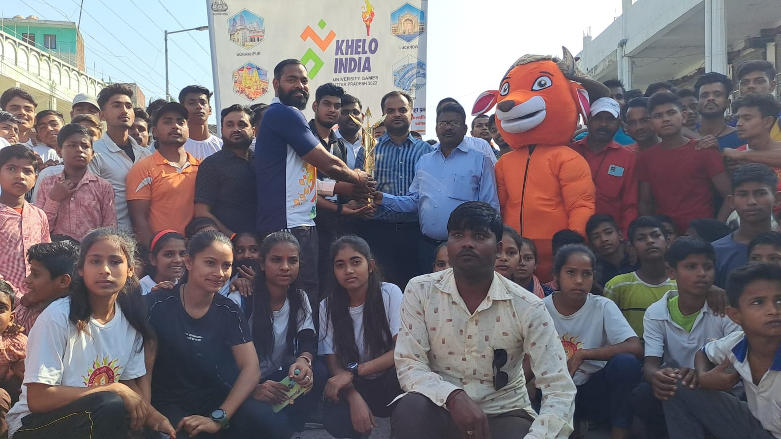 खेलो इंडिया यूनिवर्सिटी गेम्स के तहत जिले में निकाली गई मशाल रैली
