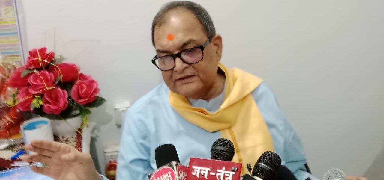 किशोर कुणाल ने हनुमागढ़ी की आय की सार्वजनिक करने की मांग