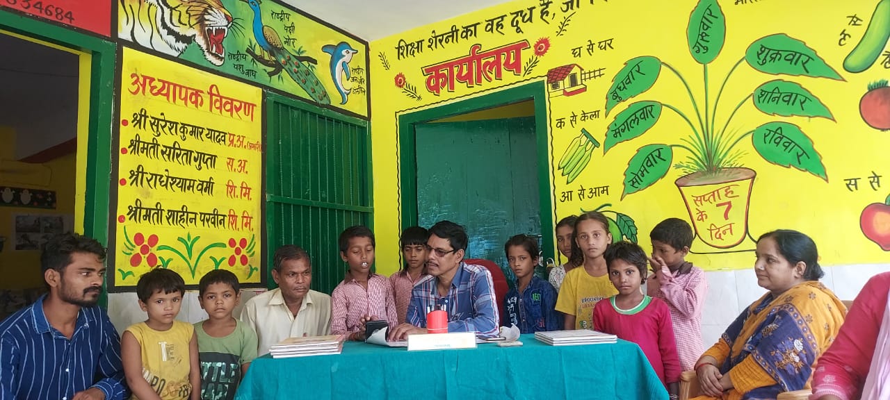 टी एल एम आधारित शिक्षा से परिषदीय स्कूलों में हो रहा तेजी से सुधार