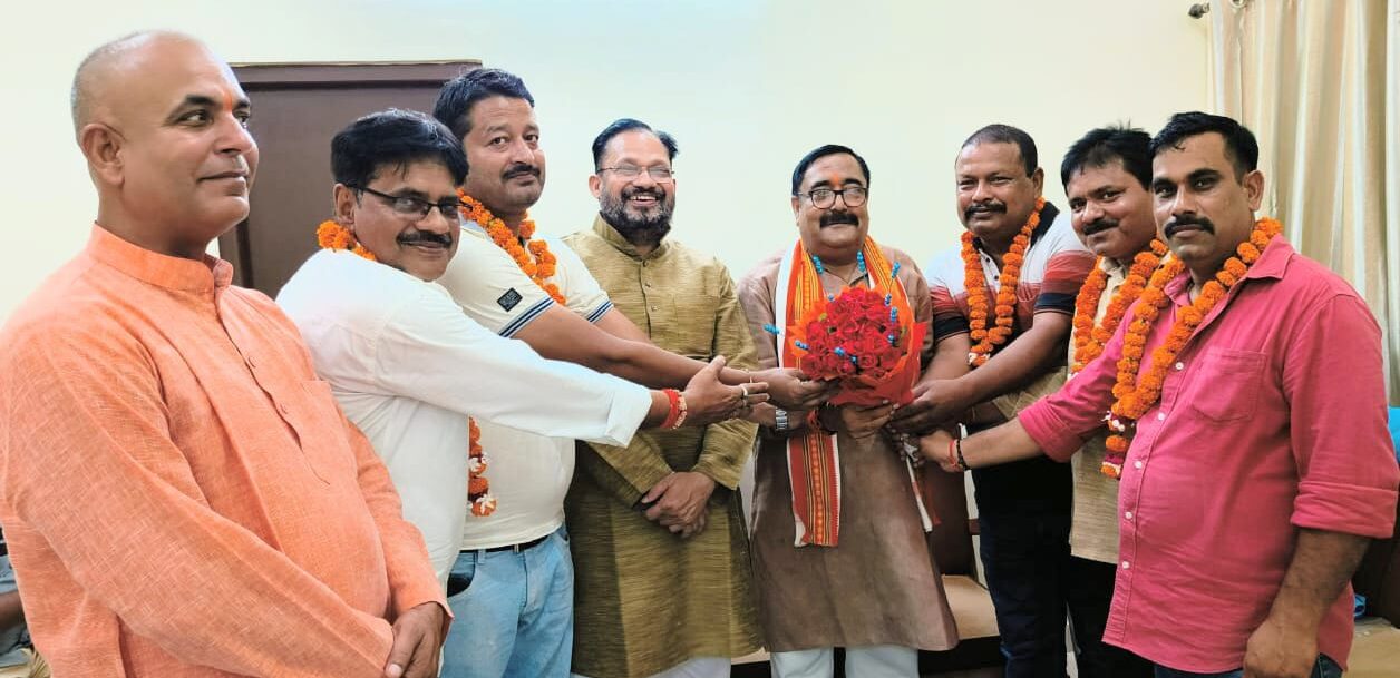 प्रदीप सिंह बने पुन: भाजपा जिलाध्यक्ष, कार्यकर्ताओं ने दी बधाई