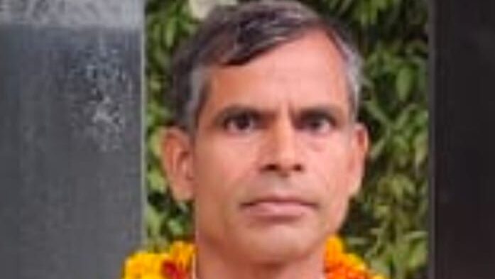 राज्य अध्यापक पुरस्कार 2022 से सम्मानित हुए विनोद कुमार तिवारी
