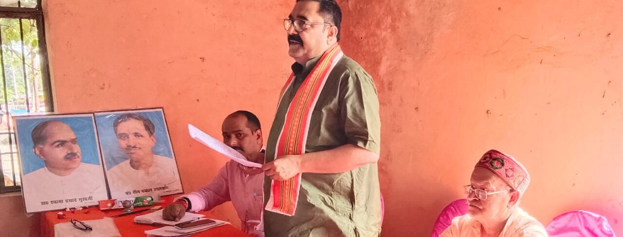 नए मतदाताओं का नाम वोटर लिस्ट में जुड़वाए कार्यकर्ता- प्रदीप सिंह