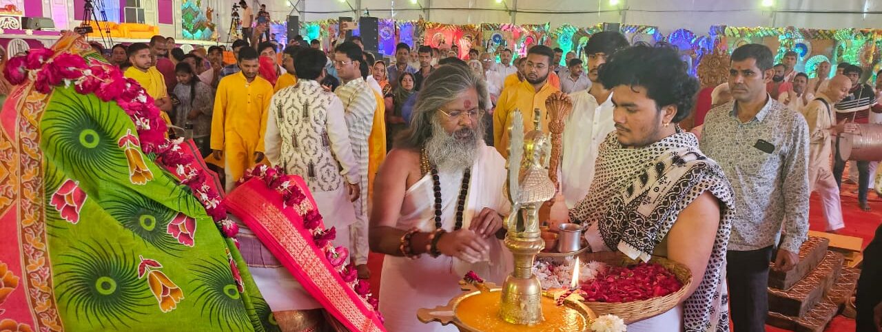 श्रीराम राज्याभिषेक महाकथा में शामिल हुए महापौर