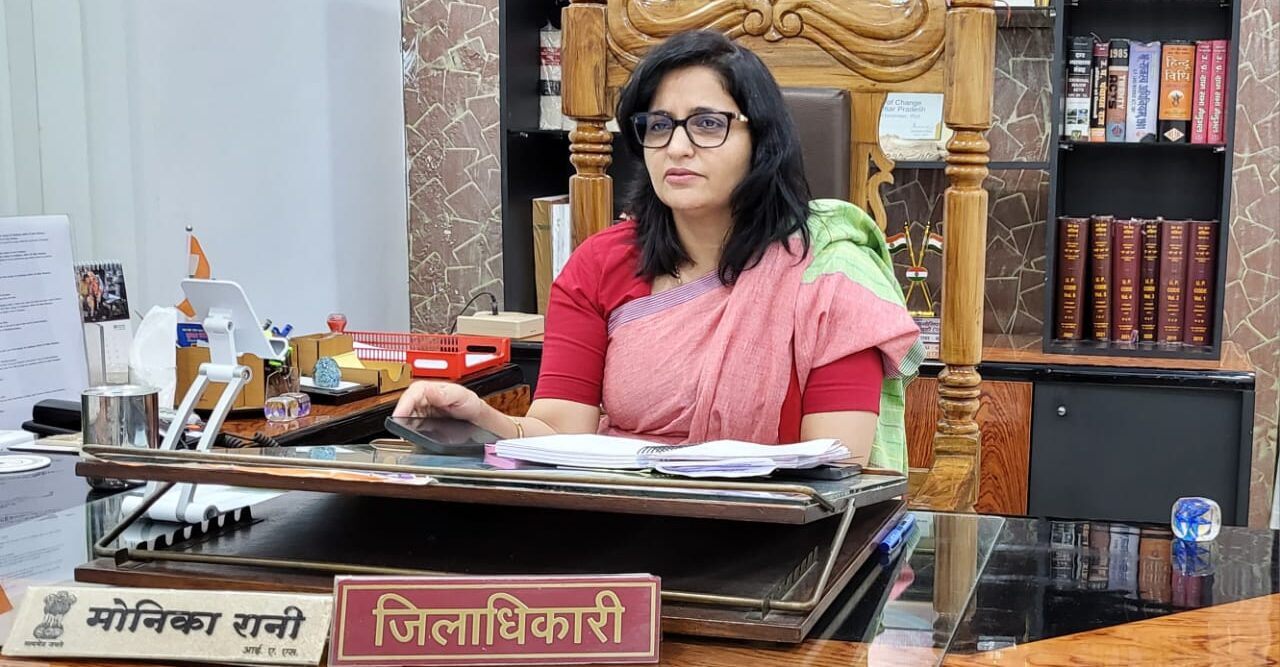 सीएम डैशबोर्ड पर डाटा फीडिंग कार्य को अद्यतन रखें विभाग: डीएम