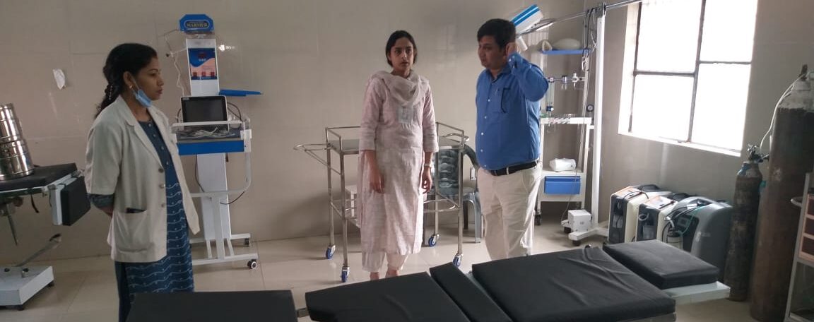 जिलाधिकारी ने ताबड़तोड़ सीएचसी मल्हीपुर, पीएचसी हरदत्त नगर गिरंट तथा उपकेन्द्र गौसपुर का आकस्मिक निरीक्षण कर लिया स्वास्थ्य सेवाओं का जायजा