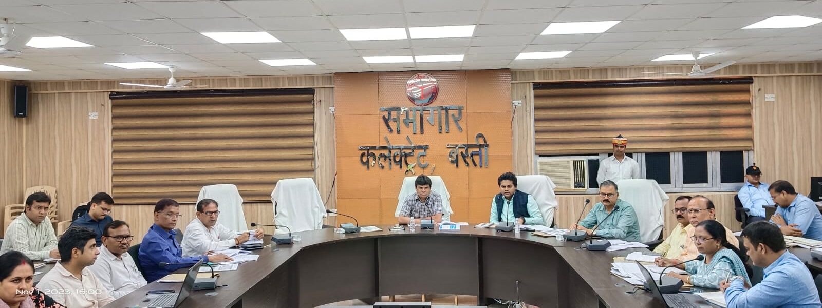 जिला स्वास्थ्य समिति की बैठक में दिखी डीएम की नाराजगी
