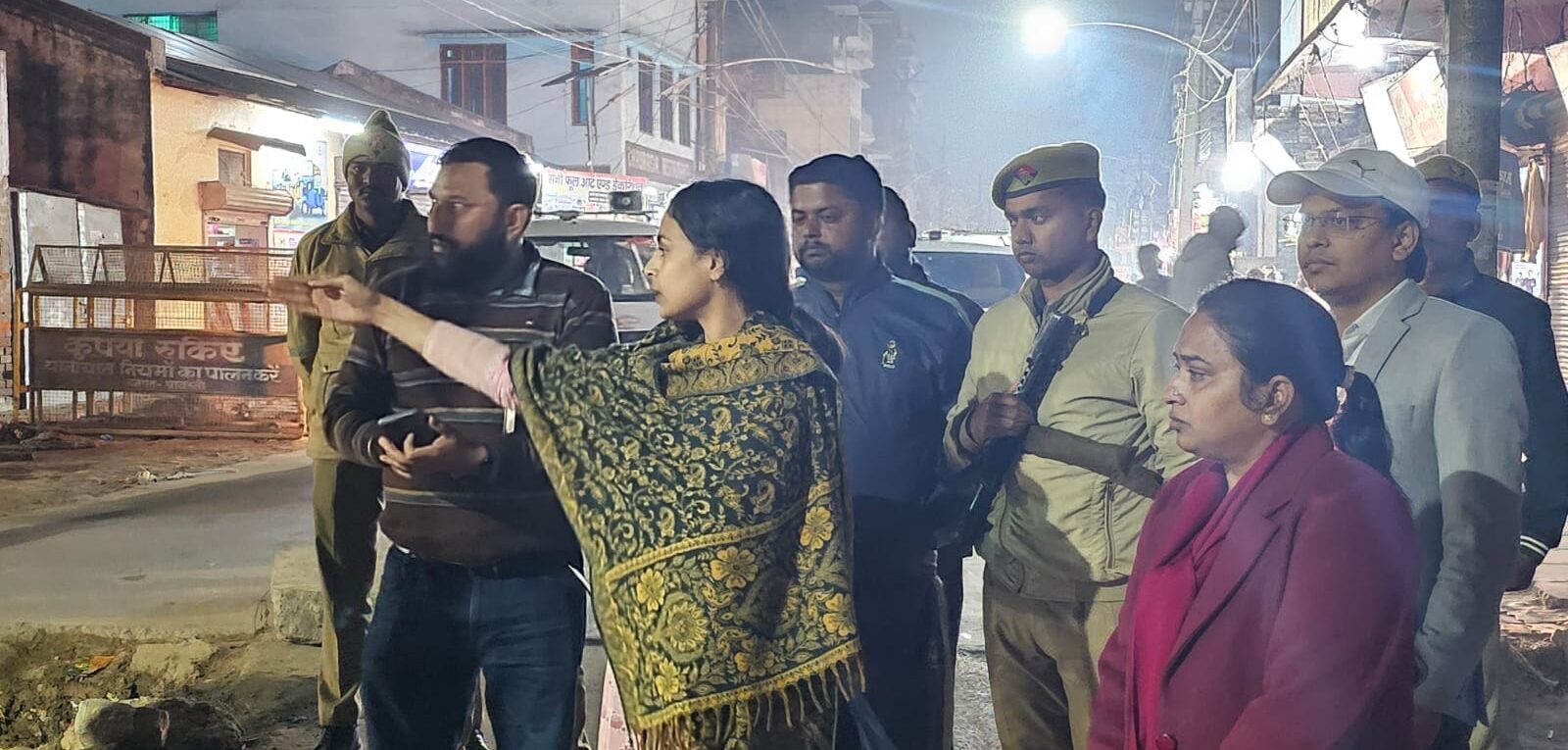 नगर को स्वच्छ एवं सुन्दर बनाना नगर पालिका का है दायित्व-जिलाधिकारी