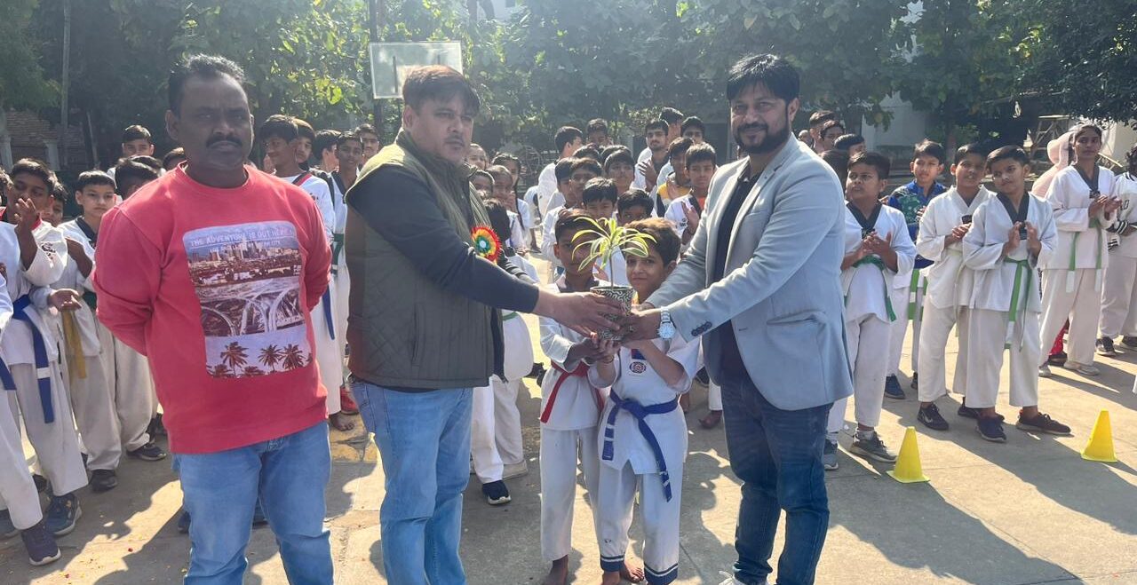 सांसद खेल स्पर्धा में जनपद के खिलाड़ियों ने दिखाया अपना जौहर