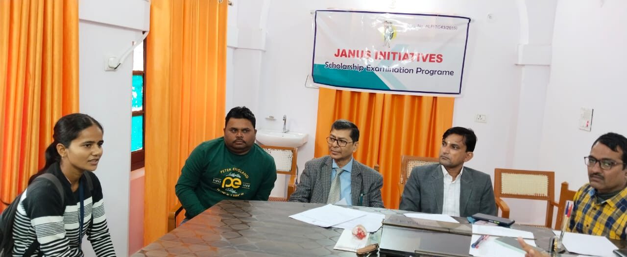 होनहार गरीब बच्चे अच्छे शिक्षा ग्रहण करें, यही संस्था का उद्देश्य-डॉ. पंकज