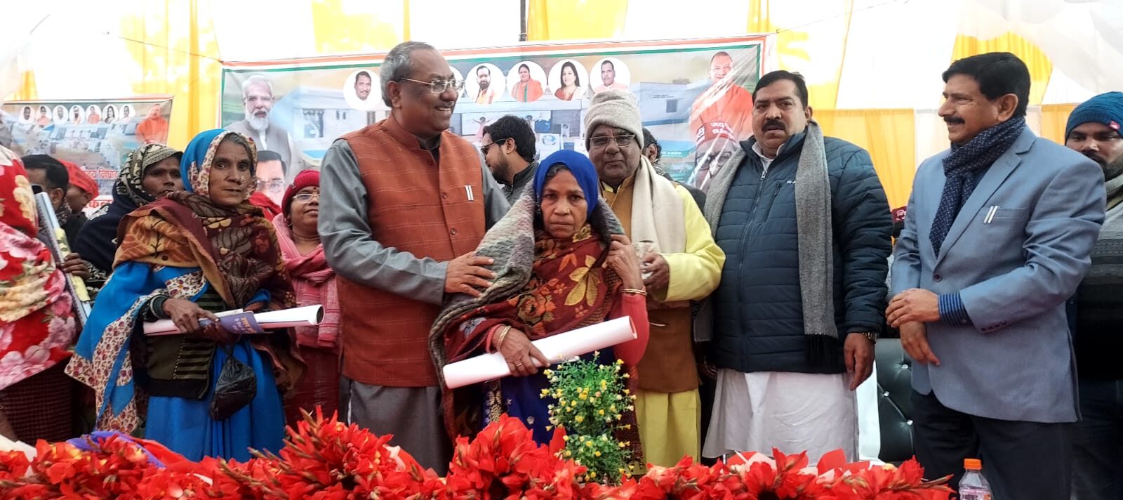 प्रभारी मंत्री डॉ संजय कुमार निषाद की अध्यक्षता में रामगांव में सम्पन्न हुआ विकसित भारत संकल्प यात्रा