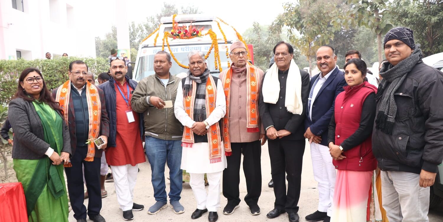 खराब नेत्रों को पुनः ज्योतिर्मय प्रकाश से भरने से पुनीत कुछ भी नहीं-डा. अशोक बाजपेई