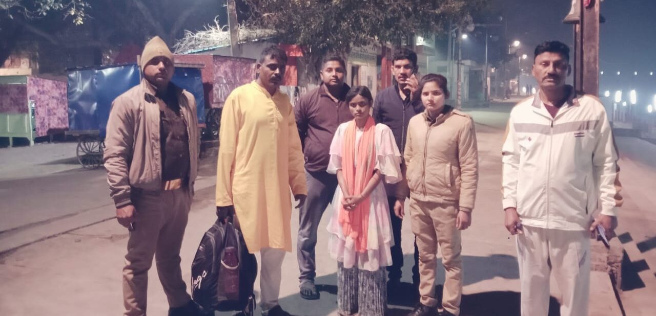 सरयू नदी के पुराने पुल से युवती ने लगाई छलांग
