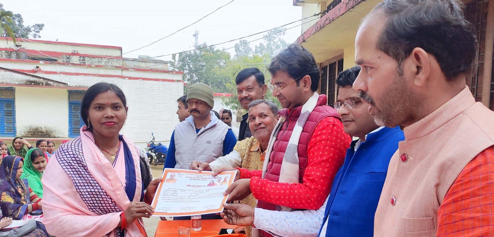 महिलाओं का समग्र विकास और सम्मान बीजेपी का मूल मंत्र-विवेकानन्द मिश्र