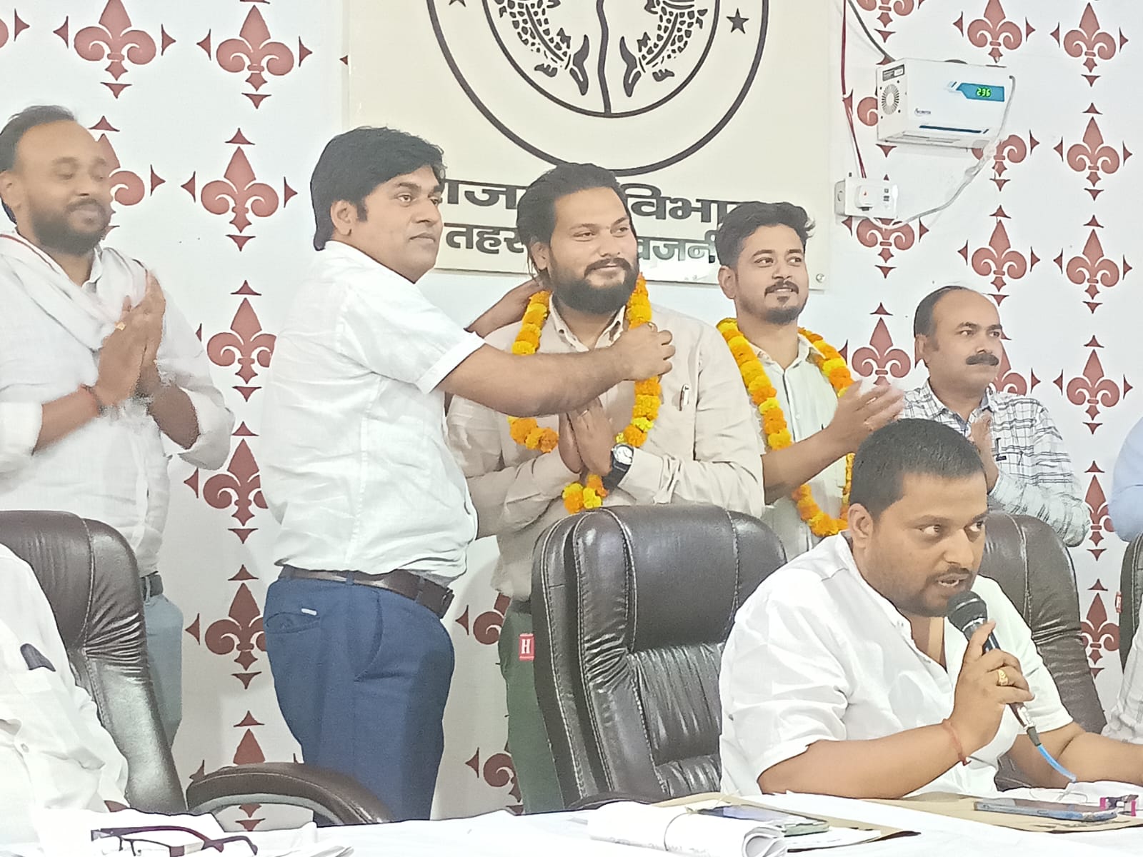 गगन जायसवाल बने लेखपाल संघ के तहसील अध्यक्ष