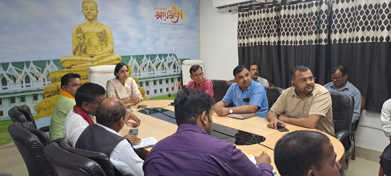 ईवीएम/वीवीपैट मशीनों का प्रथम रेंडमाइजेशन संपन्न