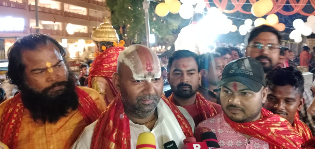 हम तो प्रभु के सेवक जो चाहे सो कराये – राजेश महराज
