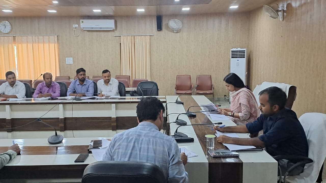 जिलाधिकारी की अध्यक्षता में हर घर नल से जल योजना की बैठक सम्पन्न