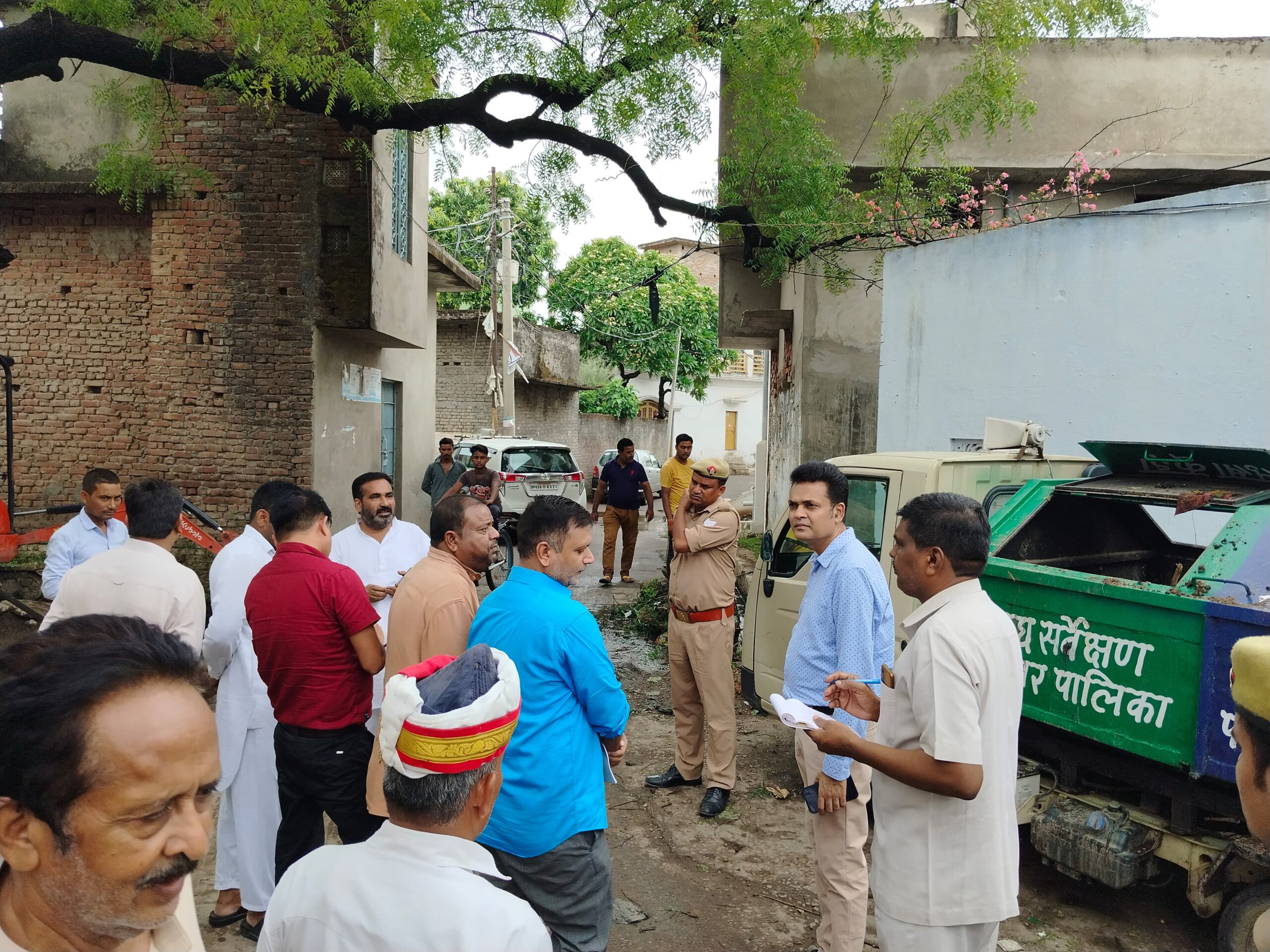 बरसात से पहले सभी बड़े नाले व नालियों की हो साफ सफाई – आयुक्त