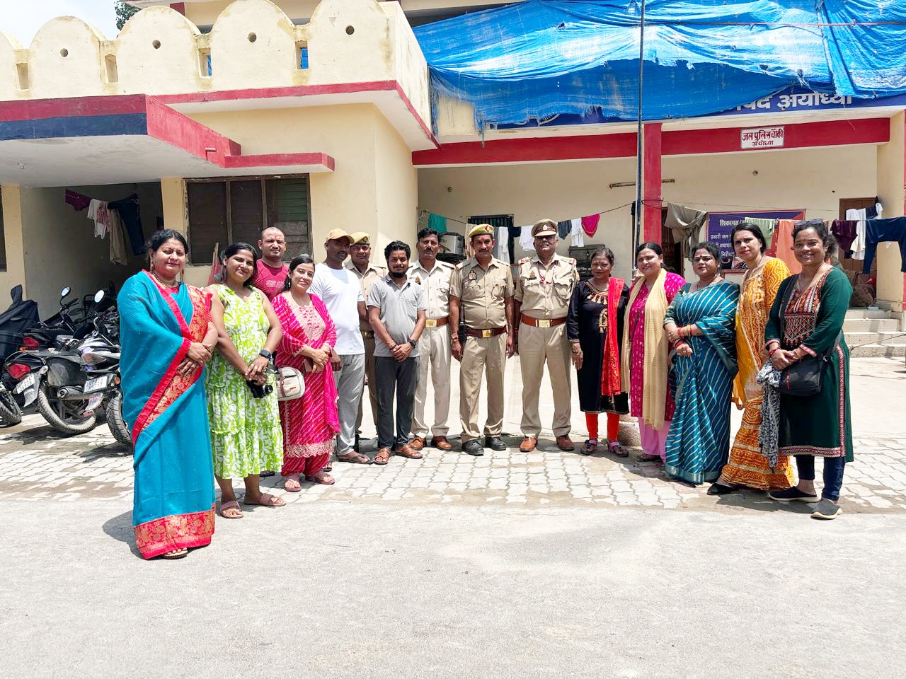 यश म्यूजिकल ट्रस्ट की ओर से रविवार को जल पुलिस चौकी में राखी कार्यक्रम आयोजित किया गया