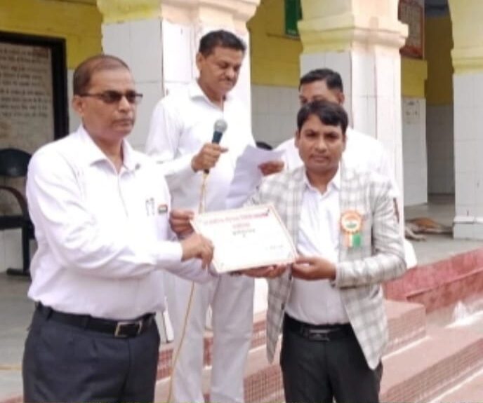 श्री राम राजकीय चिकित्सालय में धूमधाम से मनाया गया 78 स्वतंत्रता दिवस