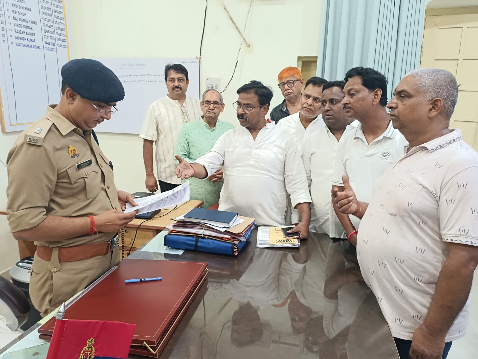 सर्राफा एसोसिएशन ने पुलिस अधीक्षक को सौप मांग पत्र