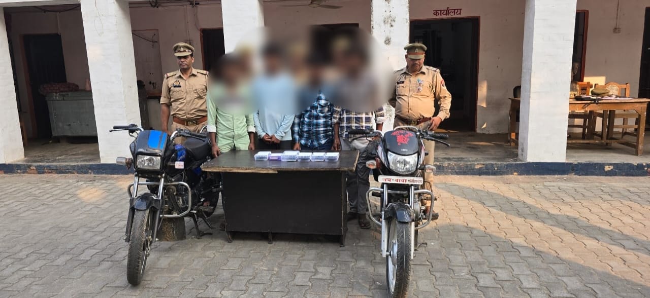 लूट-छिनैती की घटनाओं का सफल अनावरण 04 शातिर लूटेरे गिरफ्तार, कब्जे से 05 मोबाइल, नगद व 02 मोटरसाईकिलें बरामद