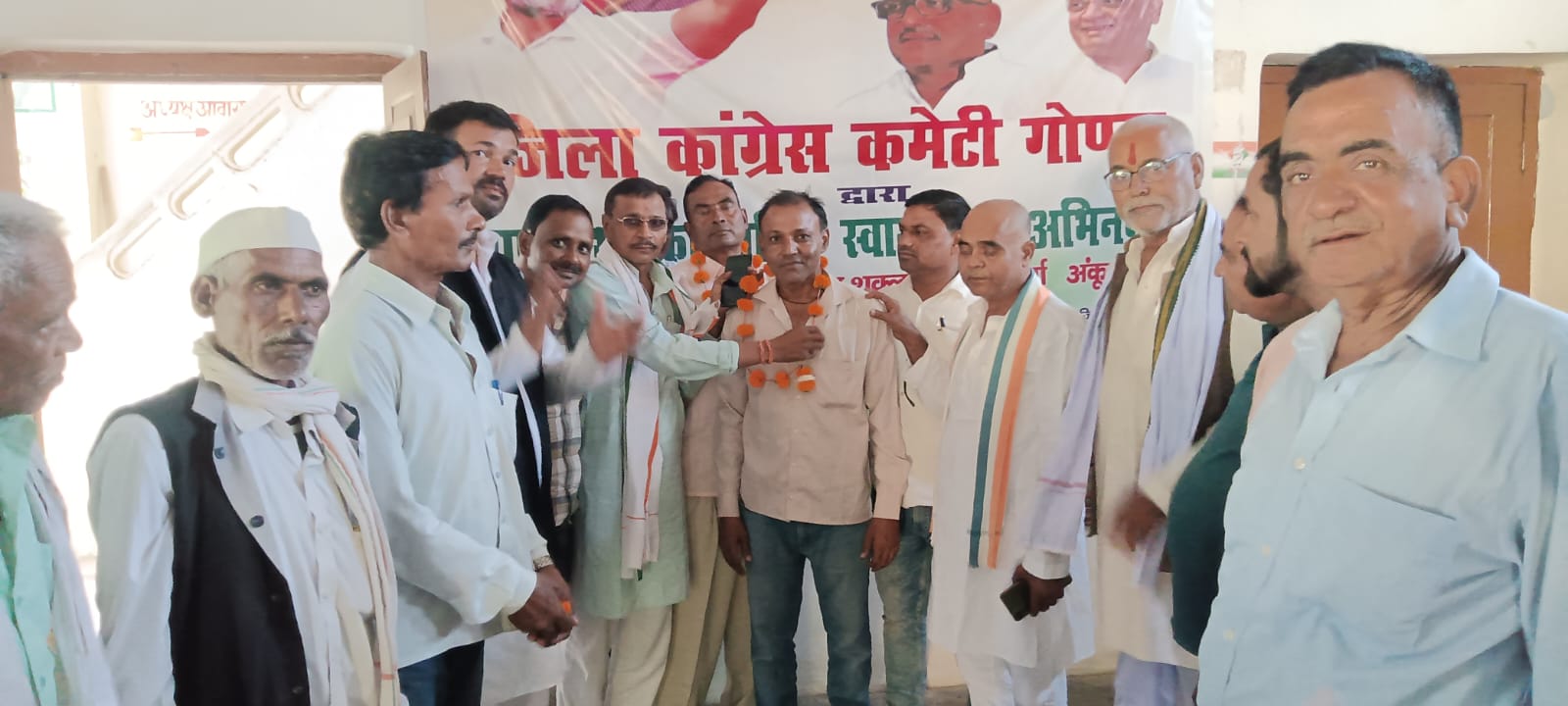 दशरथ कुलदीप व विजय गुप्ता ने ली कांग्रेस की सदस्यता