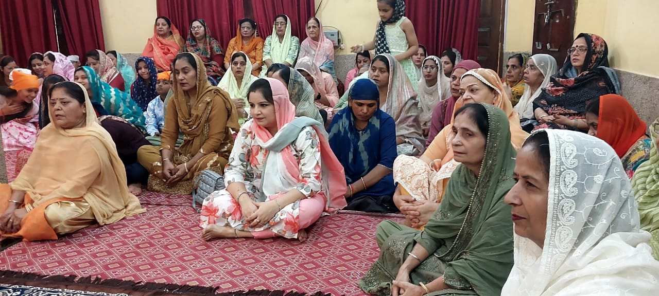 धूमधाम से मनाया गया गुरुनानक देव का 555 वां प्रकाश पर्व