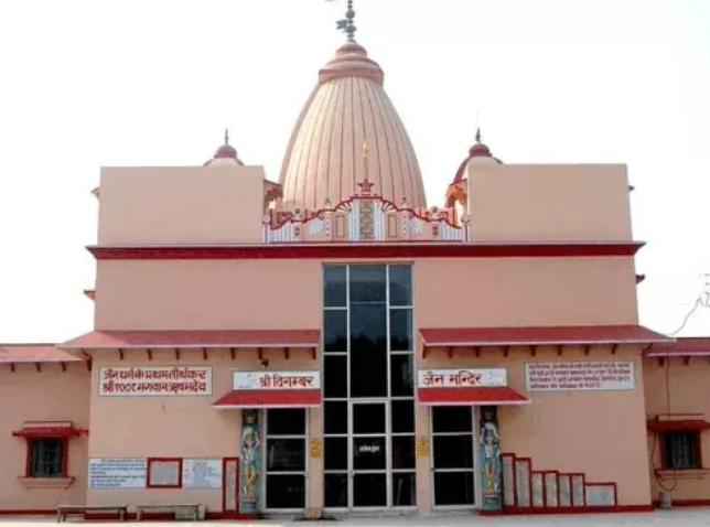 दिगंबर जैन मंदिर में 60 दिवसीय अनुष्ठानः शीर्ष साध्वी ज्ञानमती माता ने दिया विश्व शांति का मंत्र, त्रिलोक महामंडल विधान का पूजन शुरू