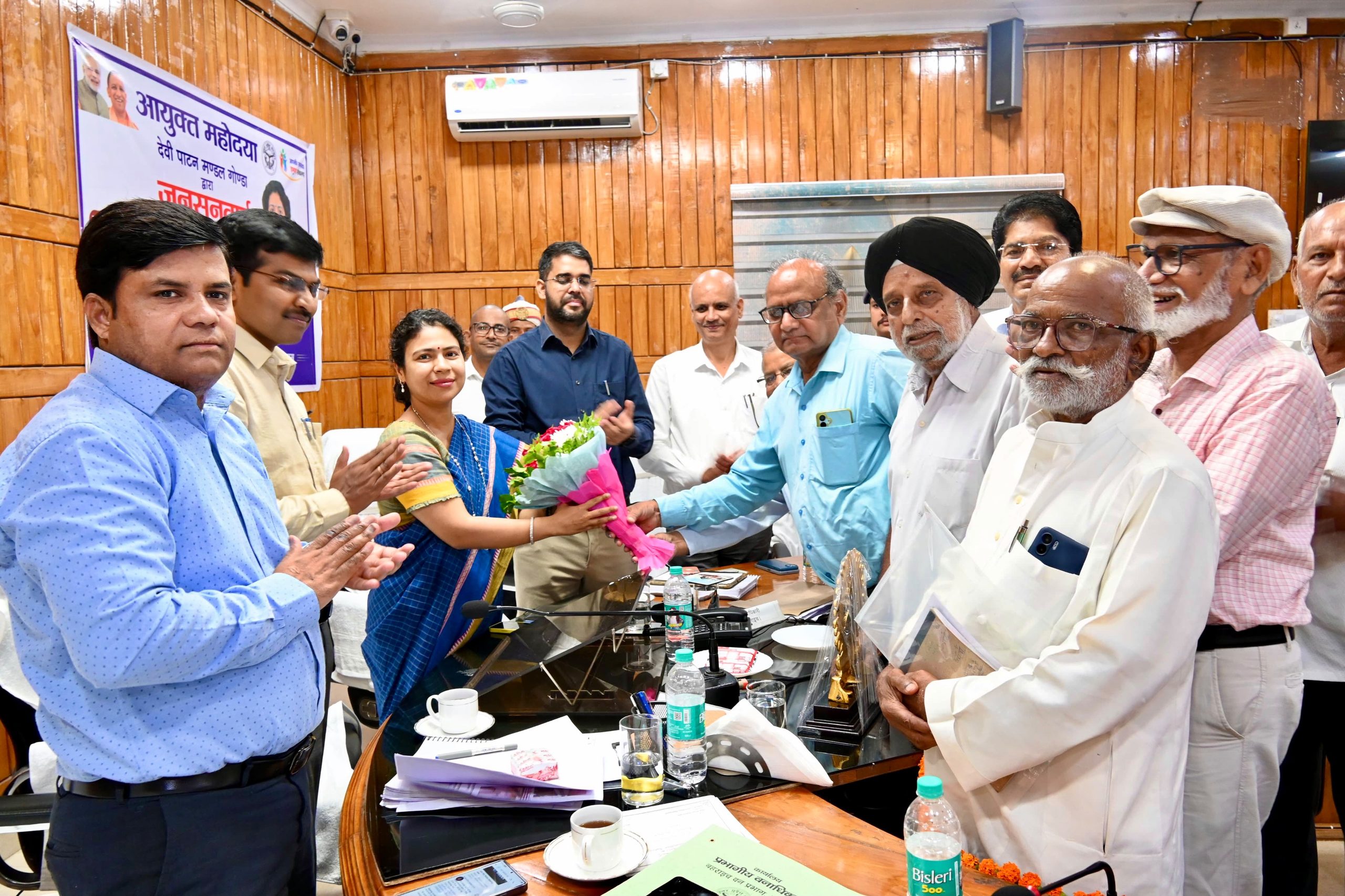 बहराइच में मण्डलायुक्त की पेंशनर्स जनसुनवाई से सेवानिवृत्त कर्मचारियों को मिली बड़ी राहत