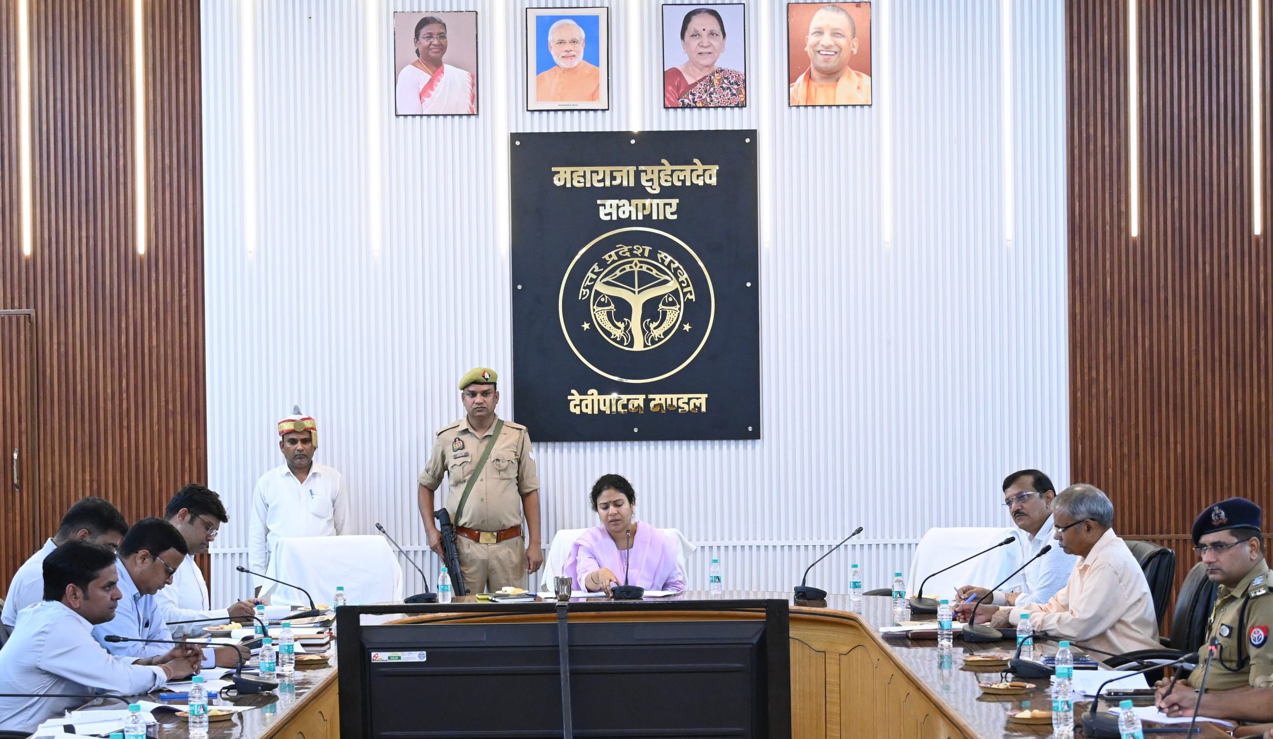मण्डलायुक्त की अध्यक्षता में मण्डलीय उद्योग बंधु की बैठक सम्पन्न