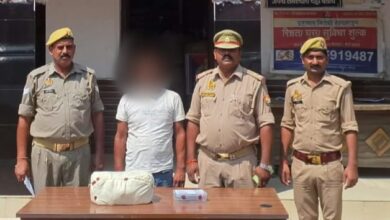 Photo of लूटकांड का वांछित अभियुक्त गिरफ्तार, 1700 रुपये नकद बरामद