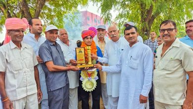 Photo of स्वर्ण पदक विजेता मनीषा का किरतान  की तरफ़ से  स्वागत