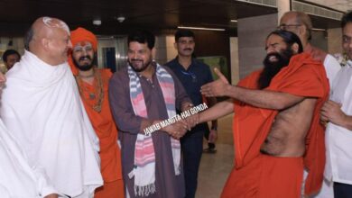 Photo of बृजभूषण और बाबा रामदेव की मुलाकात से खत्म हुआ विवाद