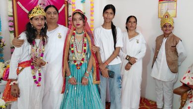 Photo of परसपुर में हर्षोल्लास से मनाया गया श्रीकृष्ण जन्माष्टमी पर्वराधाकृष्ण की मनोहारी झांकी सजाई, राजयोग मेडिटेशन से समझाया जन्माष्टमी का आध्यात्मिक रहस्य